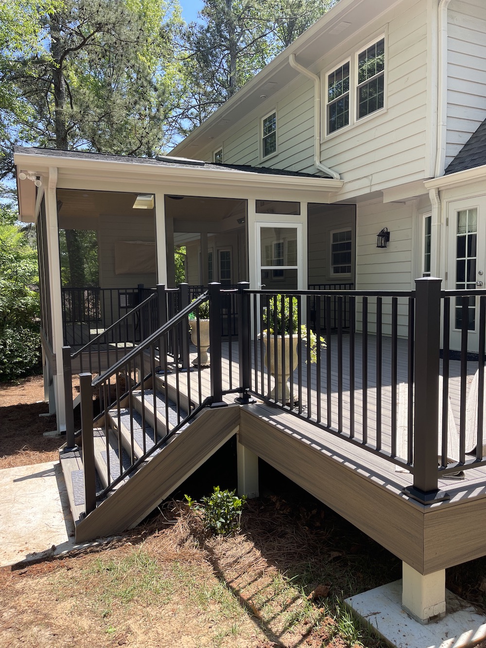 Deck composite with deck railing